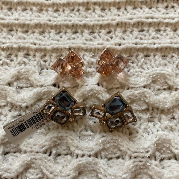 Sparkly cluster stud earring duo! - Picture 1 of 6